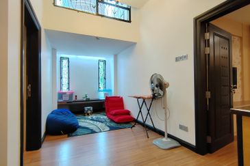 (FULLY FURNISHED) DOUBLE STOREY LUXURY VILLA AT BATU BURUK, KUALA TERENGGANU