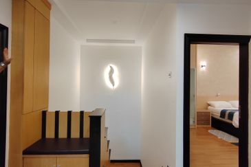 (FULLY FURNISHED) DOUBLE STOREY LUXURY VILLA AT BATU BURUK, KUALA TERENGGANU