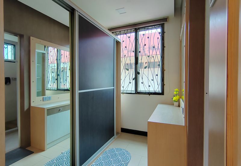 (FULLY FURNISHED) DOUBLE STOREY LUXURY VILLA AT BATU BURUK, KUALA TERENGGANU