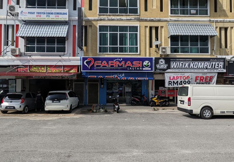 [TERMURAH] SHOPLOT 3 TINGKAT DI TAMAN BESTARI, GONG BADAK DEPAN ILP