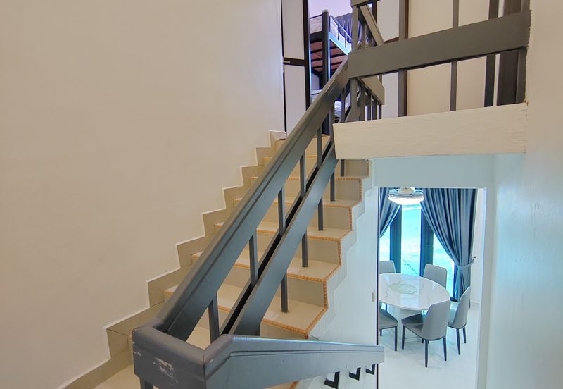 [𝐅𝐔𝐋𝐋𝐘 𝐅𝐔𝐑𝐍𝐈𝐒𝐇𝐄𝐃] 𝐑𝐮𝐦𝐚𝐡 𝐇𝐨𝐦𝐞𝐬𝐭𝐚𝐲 𝐒𝐞𝐦𝐢-𝐃 𝟐 𝐓𝐢𝐧𝐠𝐤𝐚𝐭 𝐌𝐨𝐝𝐞𝐧 & 𝐌𝐞𝐰𝐚𝐡 𝐝𝐢 𝐂𝐡𝐞𝐧𝐝𝐞𝐫𝐢𝐧𝐠