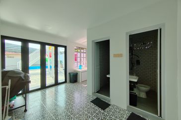 [𝐅𝐔𝐋𝐋𝐘 𝐅𝐔𝐑𝐍𝐈𝐒𝐇𝐄𝐃] 𝐑𝐮𝐦𝐚𝐡 𝐇𝐨𝐦𝐞𝐬𝐭𝐚𝐲 𝐒𝐞𝐦𝐢-𝐃 𝟐 𝐓𝐢𝐧𝐠𝐤𝐚𝐭 𝐌𝐨𝐝𝐞𝐧 & 𝐌𝐞𝐰𝐚𝐡 𝐝𝐢 𝐂𝐡𝐞𝐧𝐝𝐞𝐫𝐢𝐧𝐠