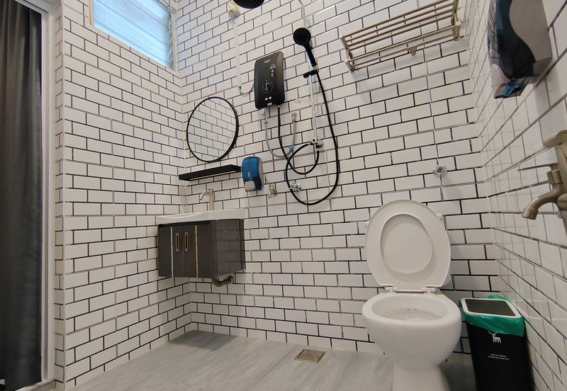 [𝐅𝐔𝐋𝐋𝐘 𝐅𝐔𝐑𝐍𝐈𝐒𝐇𝐄𝐃] 𝐑𝐮𝐦𝐚𝐡 𝐇𝐨𝐦𝐞𝐬𝐭𝐚𝐲 𝐒𝐞𝐦𝐢-𝐃 𝟐 𝐓𝐢𝐧𝐠𝐤𝐚𝐭 𝐌𝐨𝐝𝐞𝐧 & 𝐌𝐞𝐰𝐚𝐡 𝐝𝐢 𝐂𝐡𝐞𝐧𝐝𝐞𝐫𝐢𝐧𝐠