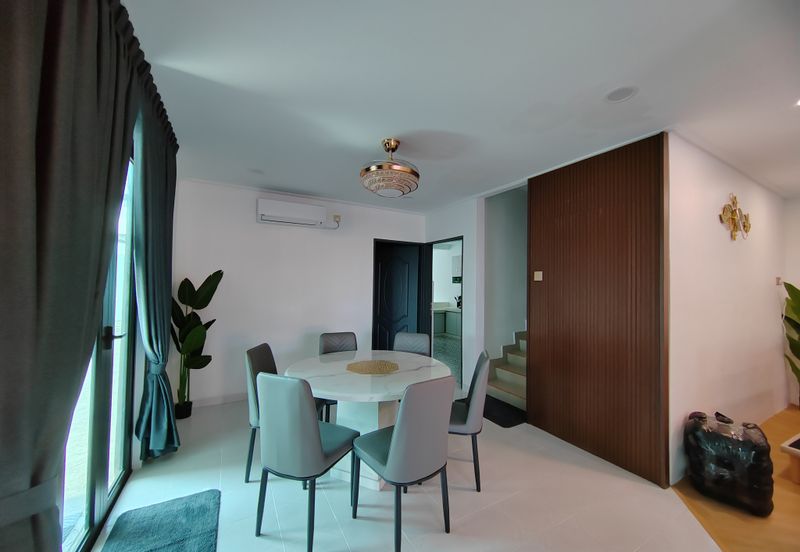 [𝐅𝐔𝐋𝐋𝐘 𝐅𝐔𝐑𝐍𝐈𝐒𝐇𝐄𝐃] 𝐑𝐮𝐦𝐚𝐡 𝐇𝐨𝐦𝐞𝐬𝐭𝐚𝐲 𝐒𝐞𝐦𝐢-𝐃 𝟐 𝐓𝐢𝐧𝐠𝐤𝐚𝐭 𝐌𝐨𝐝𝐞𝐧 & 𝐌𝐞𝐰𝐚𝐡 𝐝𝐢 𝐂𝐡𝐞𝐧𝐝𝐞𝐫𝐢𝐧𝐠