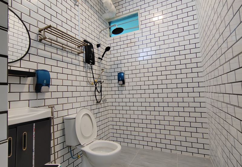 [𝐅𝐔𝐋𝐋𝐘 𝐅𝐔𝐑𝐍𝐈𝐒𝐇𝐄𝐃] 𝐑𝐮𝐦𝐚𝐡 𝐇𝐨𝐦𝐞𝐬𝐭𝐚𝐲 𝐒𝐞𝐦𝐢-𝐃 𝟐 𝐓𝐢𝐧𝐠𝐤𝐚𝐭 𝐌𝐨𝐝𝐞𝐧 & 𝐌𝐞𝐰𝐚𝐡 𝐝𝐢 𝐂𝐡𝐞𝐧𝐝𝐞𝐫𝐢𝐧𝐠