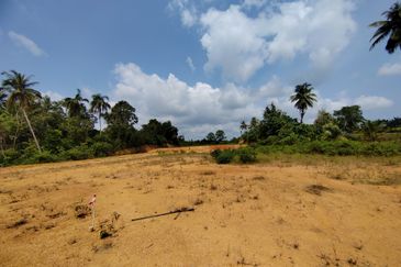 𝟔 𝐓𝐚𝐧𝐚𝐡 𝐋𝐨𝐭 𝐁𝐚𝐧𝐠𝐥𝐨 𝐬𝐚𝐢𝐳 𝟔𝟔𝟐𝐦² 𝐝𝐢 𝐏𝐞𝐧𝐠𝐤𝐚𝐥𝐚𝐧 𝐁𝐞𝐫𝐚𝐧𝐠𝐚𝐧, 𝐌𝐚𝐫𝐚𝐧𝐠, 𝐓𝐞𝐫𝐞𝐧𝐠𝐠𝐚𝐧𝐮