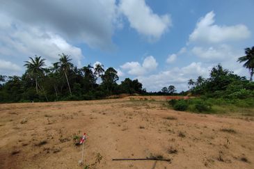 𝟔 𝐓𝐚𝐧𝐚𝐡 𝐋𝐨𝐭 𝐁𝐚𝐧𝐠𝐥𝐨 𝐬𝐚𝐢𝐳 𝟔𝟔𝟐𝐦² 𝐝𝐢 𝐏𝐞𝐧𝐠𝐤𝐚𝐥𝐚𝐧 𝐁𝐞𝐫𝐚𝐧𝐠𝐚𝐧, 𝐌𝐚𝐫𝐚𝐧𝐠, 𝐓𝐞𝐫𝐞𝐧𝐠𝐠𝐚𝐧𝐮