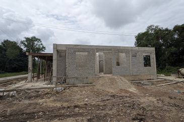 Kampung Pengkalan Maras