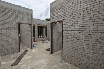 Kampung Pengkalan Maras