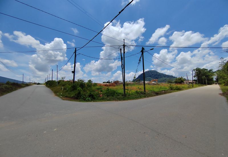 Tanah Industri 5 ekar + Perniagaan Kilang Papan di Kawasan Perindustrian Wakaf Tapai, Terengganu