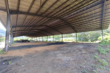 Tanah Industri 5 ekar + Perniagaan Kilang Papan di Kawasan Perindustrian Wakaf Tapai, Terengganu