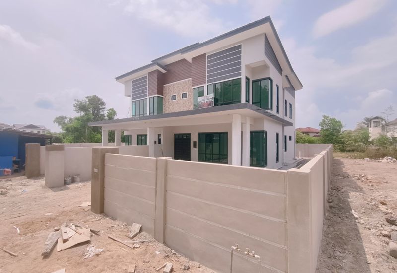 Rumah Semi-D Moden 2 Tingkat di Padang Negara, Batu Buruk, Kuala Terengganu