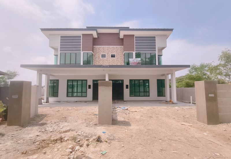 Rumah Semi-D Moden 2 Tingkat di Padang Negara, Batu Buruk, Kuala Terengganu