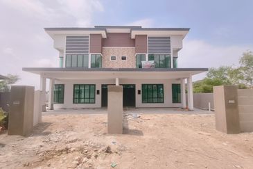 Rumah Semi-D Moden 2 Tingkat di Padang Negara, Batu Buruk, Kuala Terengganu