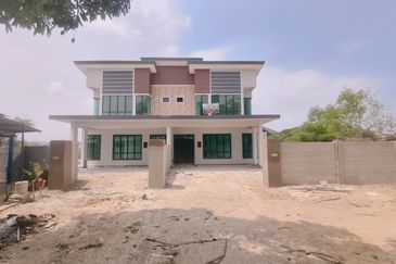 Rumah Semi-D Moden 2 Tingkat di Padang Negara, Batu Buruk, Kuala Terengganu