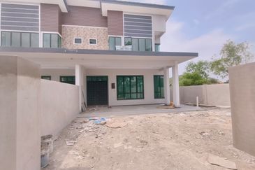 Rumah Semi-D Moden 2 Tingkat di Padang Negara, Batu Buruk, Kuala Terengganu