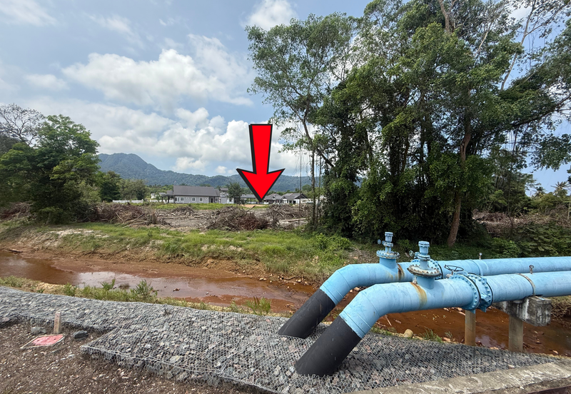 Tanah Status Bangunan Saiz 1.425 ekar di Kg. Nyior, Paka, Terengganu sebelah Masjid Kg. Nyior