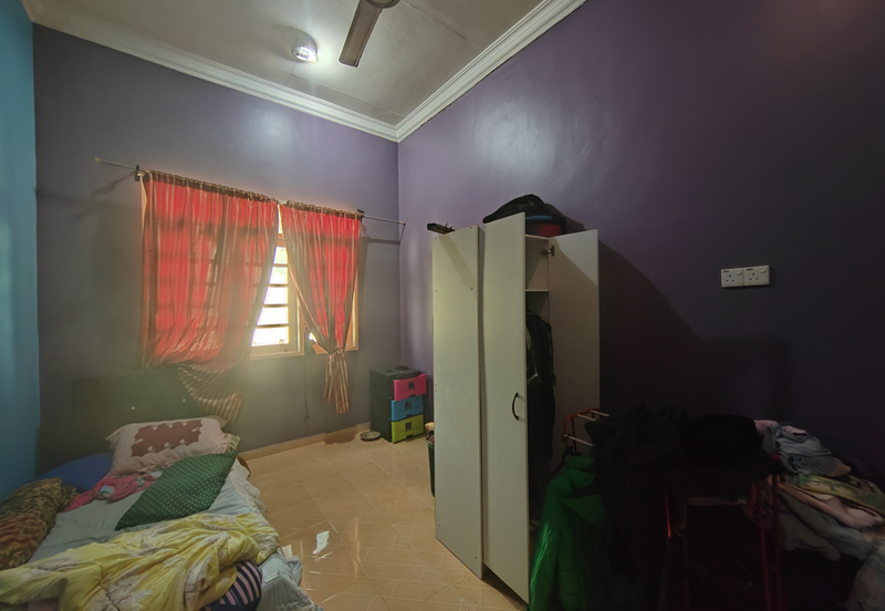 Banglo Setingkat di Kg. Alor Lit, Bukit Payong Terengganu