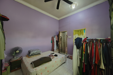 Banglo Setingkat di Kg. Alor Lit, Bukit Payong Terengganu