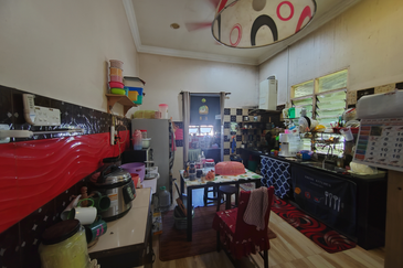 Banglo Setingkat di Kg. Alor Lit, Bukit Payong Terengganu