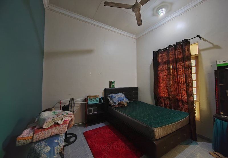 Banglo Setingkat di Kg. Alor Lit, Bukit Payong Terengganu