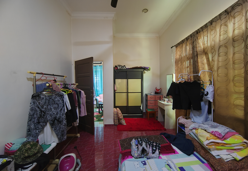 Banglo Setingkat di Kg. Alor Lit, Bukit Payong Terengganu