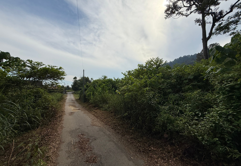 Tanah Status Bangunan Saiz 1.02 ekar di Ajil, Terengganu berdekatan MR. DIY & Eco Shop Ajil