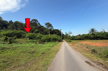 Tanah Status Bangunan Saiz 1.02 ekar di Ajil, Terengganu berdekatan MR. DIY & Eco Shop Ajil