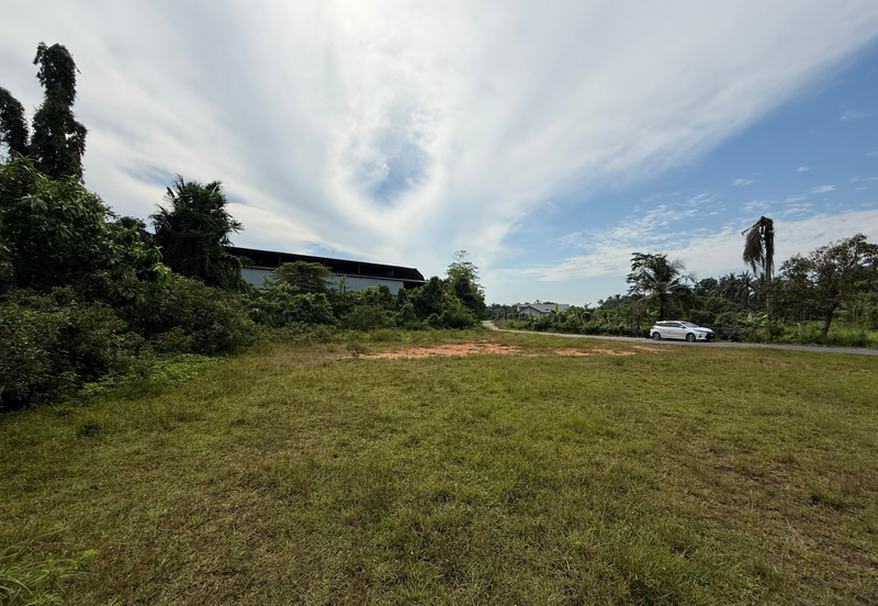 Tanah Lot Saiz 912m² di Kg. Tok Gebok, Ajil berdekatan Perodua Ajil, Terengganu