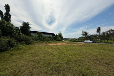 Tanah Lot Saiz 912m² di Kg. Tok Gebok, Ajil berdekatan Perodua Ajil, Terengganu