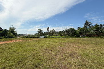 Tanah Lot Saiz 912m² di Kg. Tok Gebok, Ajil berdekatan Perodua Ajil, Terengganu