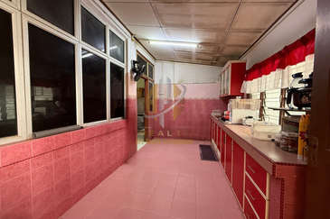 [𝐅𝐮𝐥𝐥𝐲 𝐑𝐞𝐧𝐨𝐯𝐚𝐭𝐞𝐝] 𝐑𝐔𝐌𝐀𝐇 𝐓𝐄𝐑𝐄𝐒 𝐒𝐄𝐓𝐈𝐍𝐆𝐊𝐀𝐓 𝐃𝐈 𝐓𝐀𝐌𝐀𝐍 𝐁𝐔𝐊𝐈𝐓 𝐁𝐀𝐘𝐀𝐒 𝐈𝐍𝐃𝐀𝐇, 𝐓𝐑𝐆