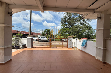 [NON BUMI] Rumah Teres 2 Tingkat Corner Lot di Taman Tapai Indah, Wakaf Tapai, Terengganu