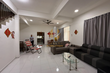 [NON BUMI] Rumah Teres 2 Tingkat Corner Lot di Taman Tapai Indah, Wakaf Tapai, Terengganu