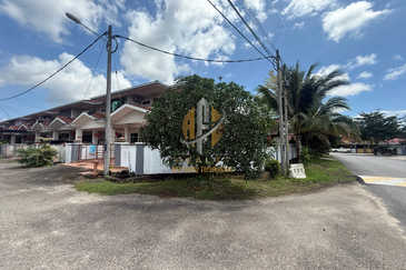 [NON BUMI] Rumah Teres 2 Tingkat Corner Lot di Taman Tapai Indah, Wakaf Tapai, Terengganu