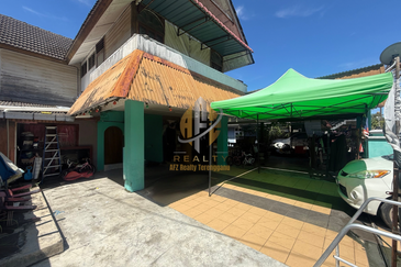 Rumah Semi-D 2 Tingkat di Taman Koperasi, Kuala Ibai, Kuala Terengganu