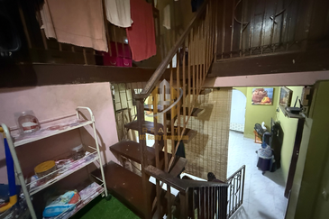 Rumah Semi-D 2 Tingkat di Taman Koperasi, Kuala Ibai, Kuala Terengganu