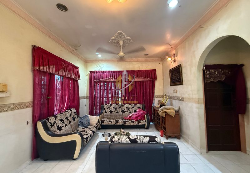 Rumah Banglo Setingkat di Kg. Atas Tol, Kuala Terengganu, Terengganu