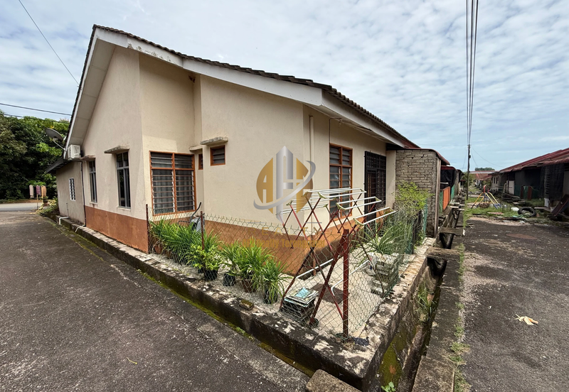 Rumah Teres Setingkat di Taman Tapai Indah, Wakaf Tapai, Terengganu