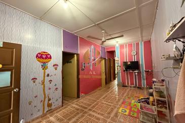 Rumah Teres Setingkat di Taman Tapai Indah, Wakaf Tapai, Terengganu