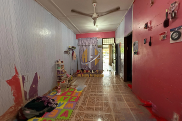 Rumah Teres Setingkat di Taman Tapai Indah, Wakaf Tapai, Terengganu