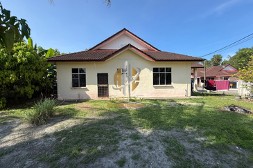 [Corner Lot]Rumah Semi-D Setingkat di Kg. sungai Kerak, Marang, Terengganu