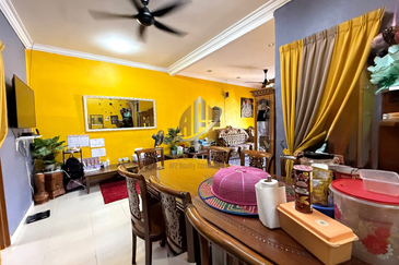 [Corner Lot]Rumah Semi-D Setingkat di Kg. sungai Kerak, Marang, Terengganu