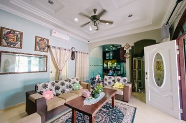 𝟏 𝐔𝐍𝐈𝐓 𝐑𝐔𝐌𝐀𝐇 𝐁𝐀𝐍𝐆𝐋𝐎 𝐒𝐄𝐓𝐈𝐍𝐆𝐊𝐀𝐓 𝐃𝐈 𝐊𝐄𝐑𝐓𝐈𝐇,𝐊𝐄𝐌𝐀𝐌𝐀𝐍, 𝐓𝐄𝐑𝐄𝐍𝐆𝐆𝐀𝐍𝐔