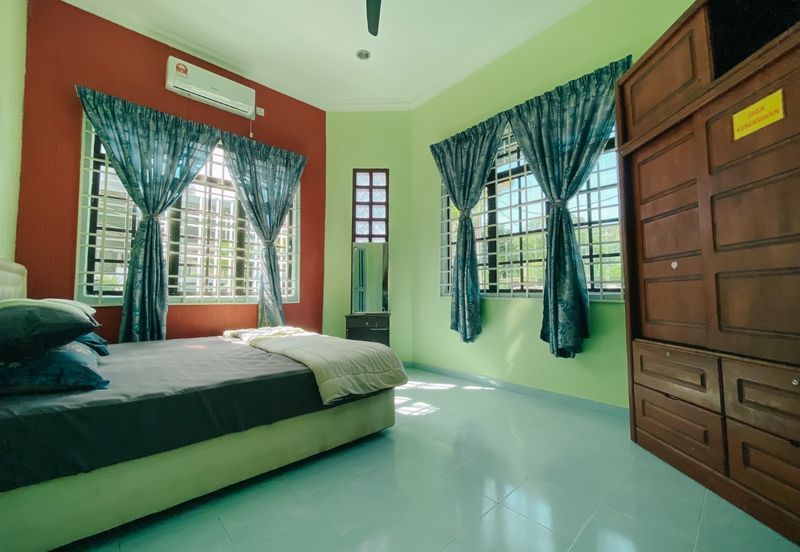 𝟏 𝐔𝐍𝐈𝐓 𝐑𝐔𝐌𝐀𝐇 𝐁𝐀𝐍𝐆𝐋𝐎 𝐒𝐄𝐓𝐈𝐍𝐆𝐊𝐀𝐓 𝐃𝐈 𝐊𝐄𝐑𝐓𝐈𝐇,𝐊𝐄𝐌𝐀𝐌𝐀𝐍, 𝐓𝐄𝐑𝐄𝐍𝐆𝐆𝐀𝐍𝐔