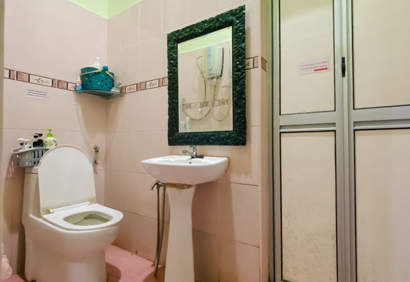 𝟏 𝐔𝐍𝐈𝐓 𝐑𝐔𝐌𝐀𝐇 𝐁𝐀𝐍𝐆𝐋𝐎 𝐒𝐄𝐓𝐈𝐍𝐆𝐊𝐀𝐓 𝐃𝐈 𝐊𝐄𝐑𝐓𝐈𝐇,𝐊𝐄𝐌𝐀𝐌𝐀𝐍, 𝐓𝐄𝐑𝐄𝐍𝐆𝐆𝐀𝐍𝐔