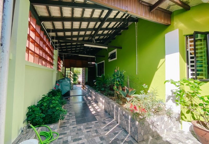 𝟏 𝐔𝐍𝐈𝐓 𝐑𝐔𝐌𝐀𝐇 𝐁𝐀𝐍𝐆𝐋𝐎 𝐒𝐄𝐓𝐈𝐍𝐆𝐊𝐀𝐓 𝐃𝐈 𝐊𝐄𝐑𝐓𝐈𝐇,𝐊𝐄𝐌𝐀𝐌𝐀𝐍, 𝐓𝐄𝐑𝐄𝐍𝐆𝐆𝐀𝐍𝐔