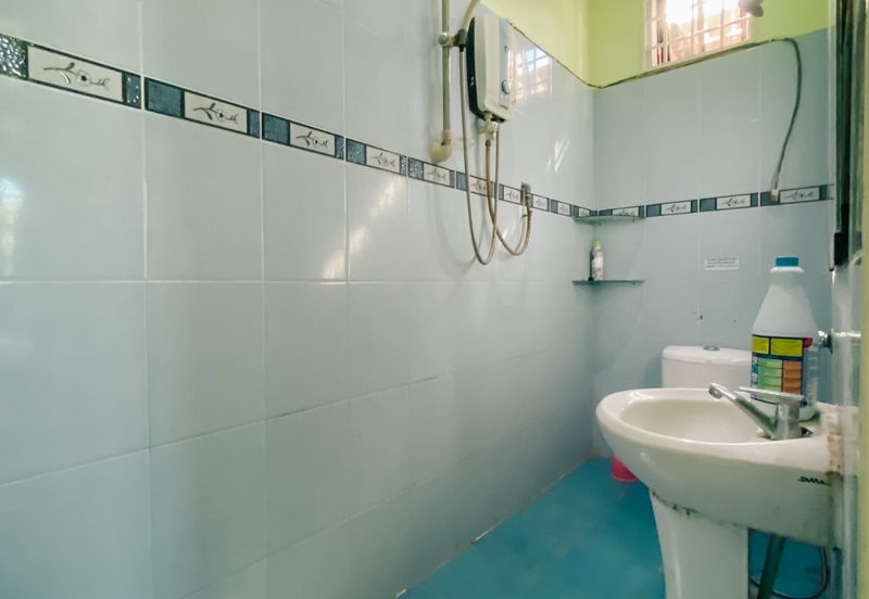 𝟏 𝐔𝐍𝐈𝐓 𝐑𝐔𝐌𝐀𝐇 𝐁𝐀𝐍𝐆𝐋𝐎 𝐒𝐄𝐓𝐈𝐍𝐆𝐊𝐀𝐓 𝐃𝐈 𝐊𝐄𝐑𝐓𝐈𝐇,𝐊𝐄𝐌𝐀𝐌𝐀𝐍, 𝐓𝐄𝐑𝐄𝐍𝐆𝐆𝐀𝐍𝐔