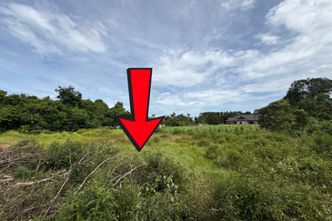 Tanah Lot Banglo Saiz 741m²  di Kg. Banggol Durian, Serada, Kuala Terengganu, Terengganu