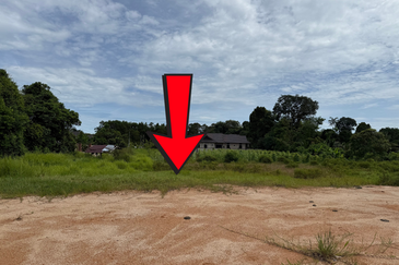 Tanah Lot Banglo Saiz 741m²  di Kg. Banggol Durian, Serada, Kuala Terengganu, Terengganu